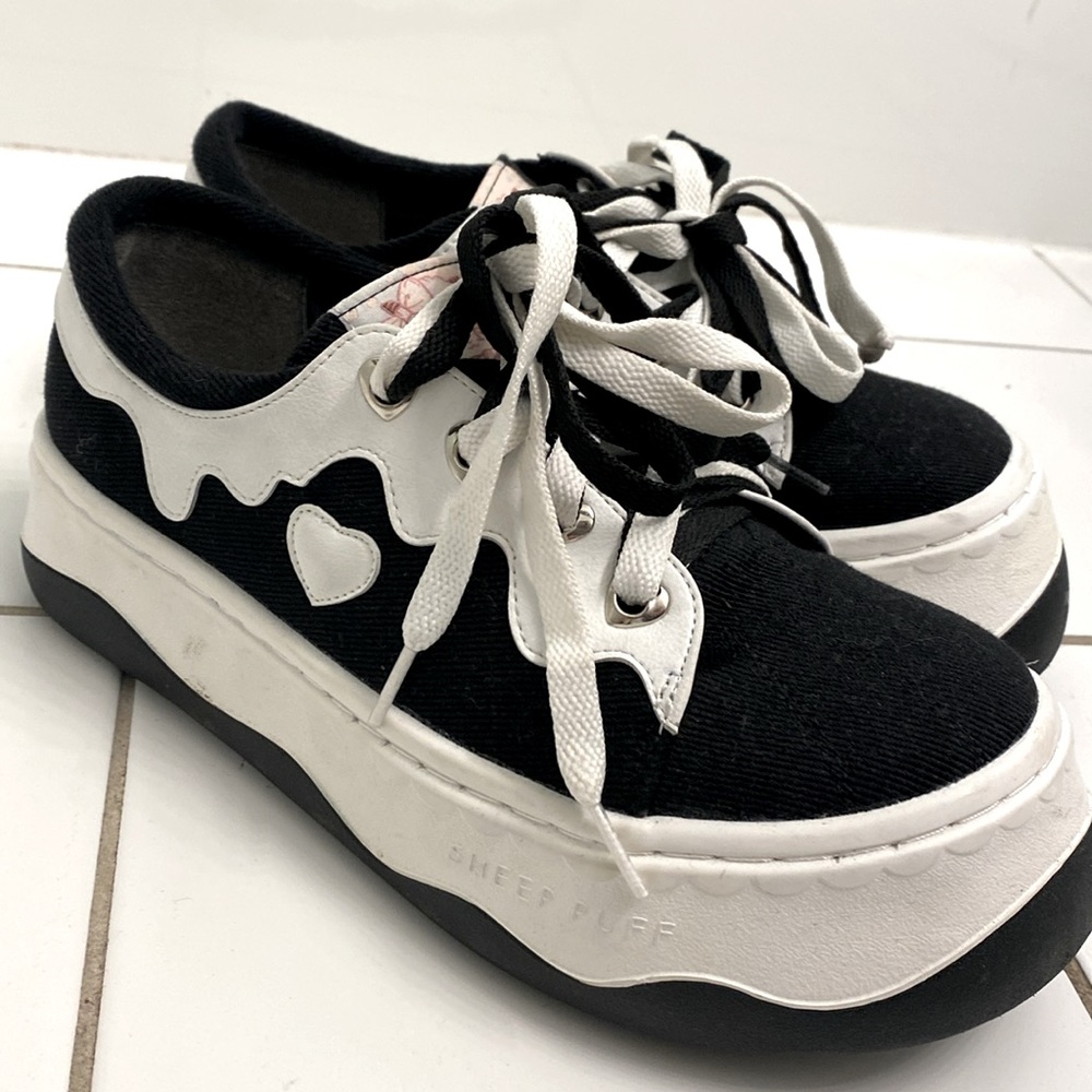90’s PLATFORM LOLITA Sneakers! Club Kids, Vintage